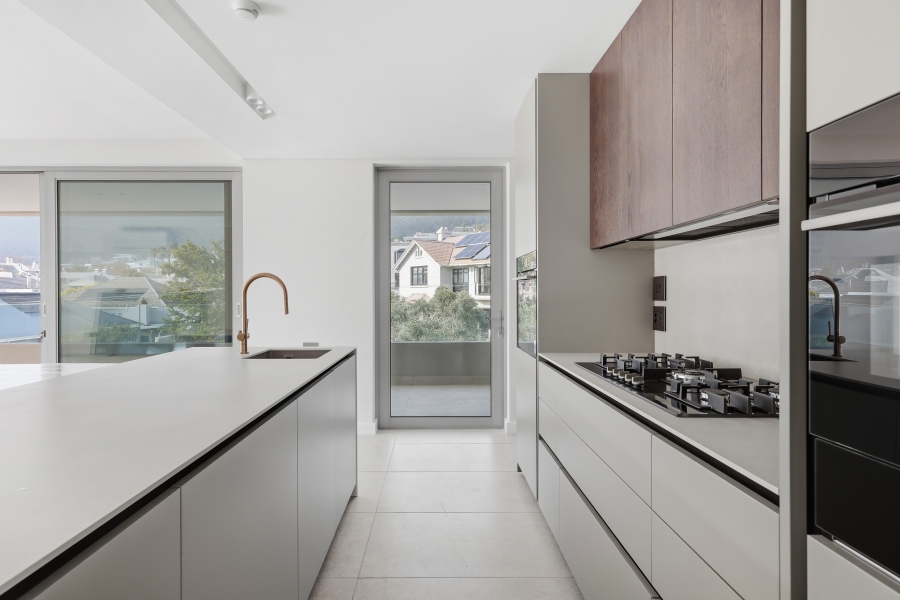 3 Bedroom Property for Sale in Fresnaye Western Cape